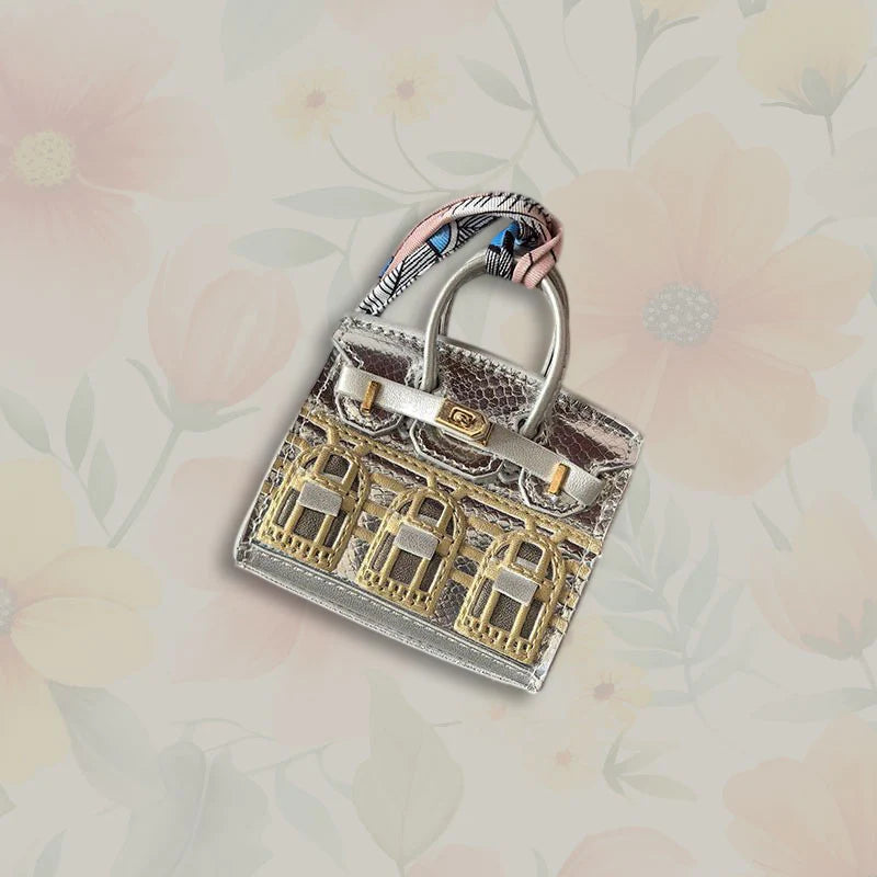 Elegant Touch Handbag - Podluxe
